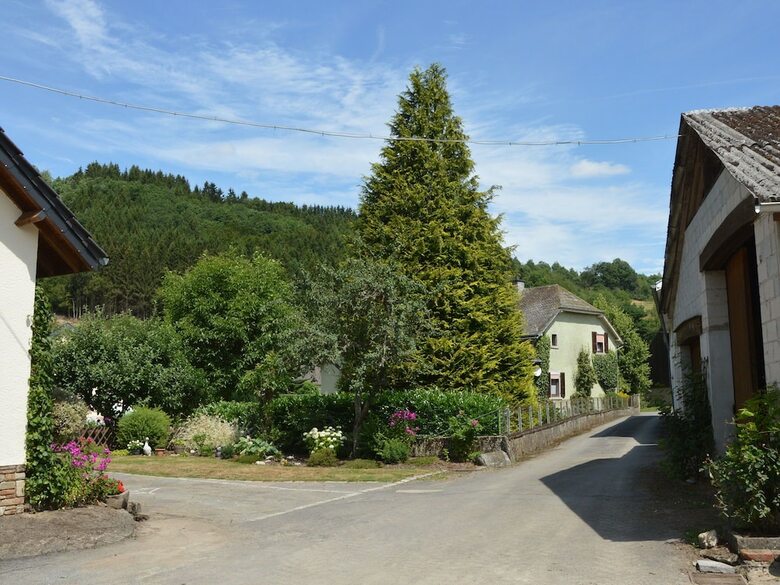 Spacious Holiday Home With Private Garden In Ardennes