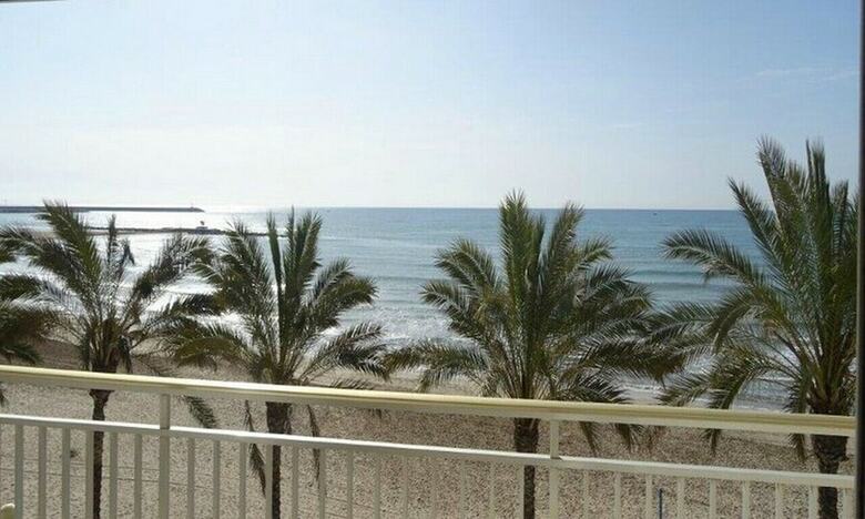 Seaviews Vilanova Apartament