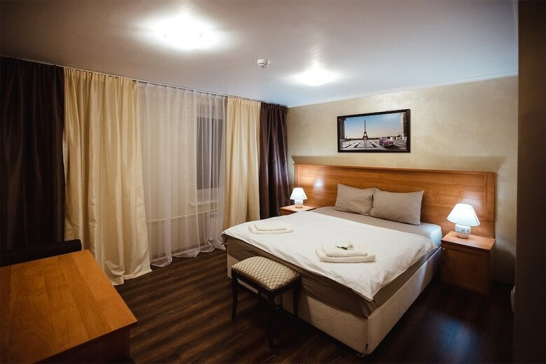 Chaika Hotel