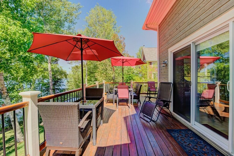 Chalet La Nouvelle-angleterre Sur Le Lac, Quai