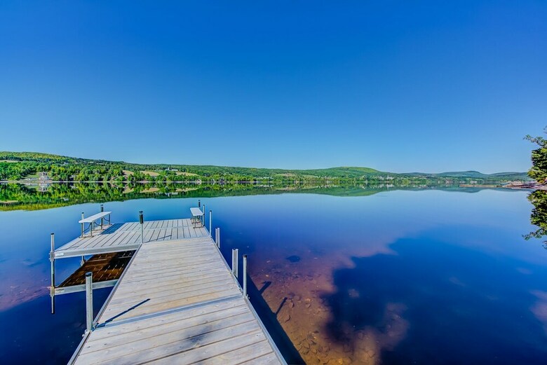 Chalet La Nouvelle-angleterre Sur Le Lac, Quai