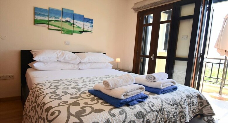 Apartment B11 - Hera