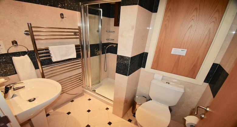 Apartment B11 - Hera