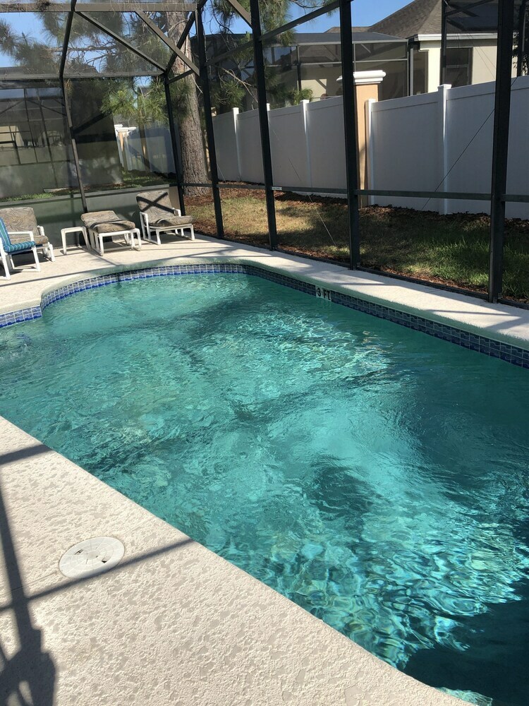 4br Calabay Parc Pool Home 615 By Ovrh