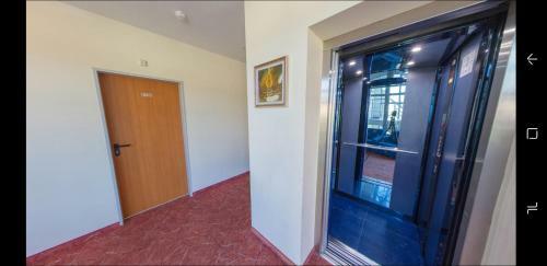 Peshev Family Hotel Vlas