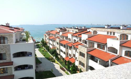 Casa Real Apartments