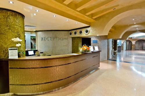 Saint George Palace Hotel