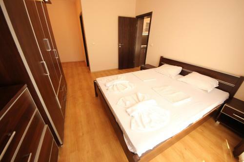 Menada Luxor Apartments