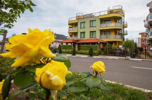 Jbh Hotel