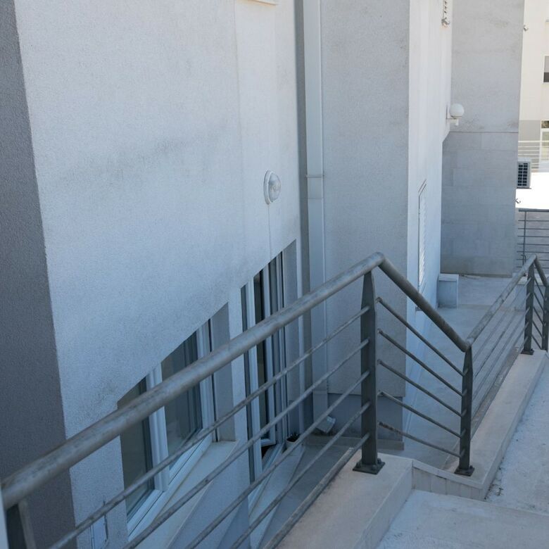 Apartment Dam