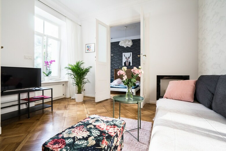 Oomph Warsaw Central Elegant Apartment