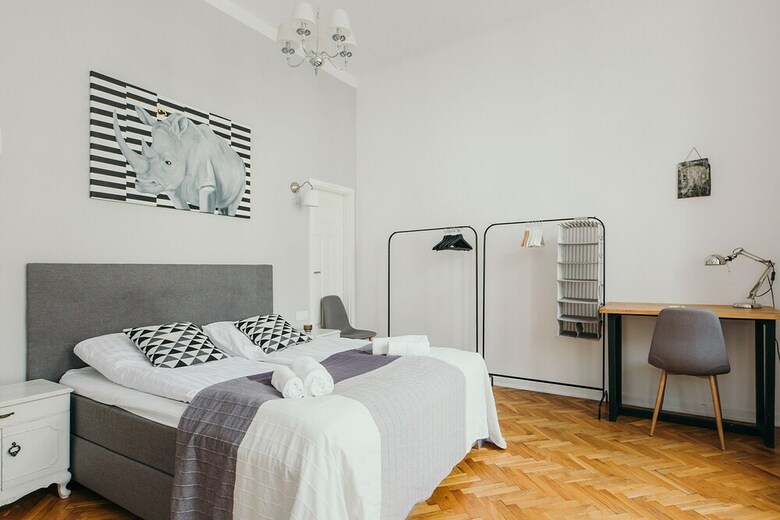 Oomph Warsaw Central Elegant Apartment