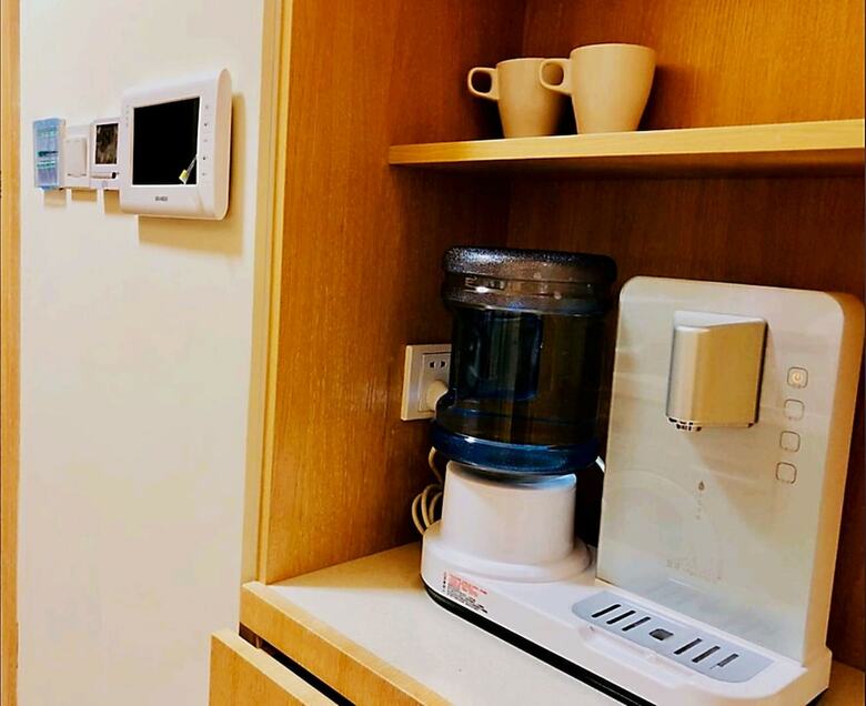 Bulldog Apartment
