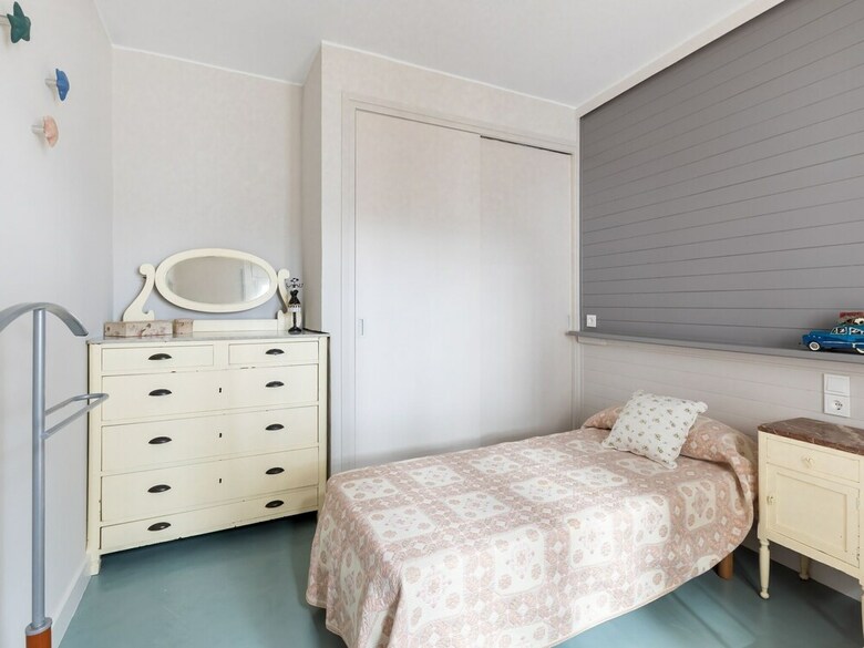 Comfy Holiday Home In L'escala With Garden