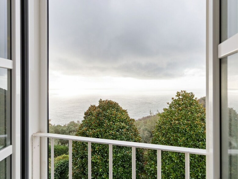 Simple Apartment In Massa Lubrense With Terrace