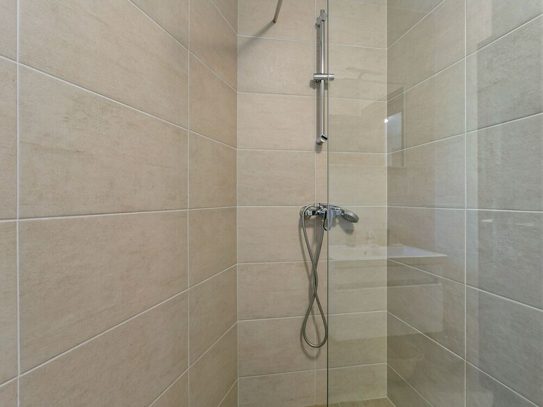 Simplistic Apartment In Drvenik Near Beach Lu?ica