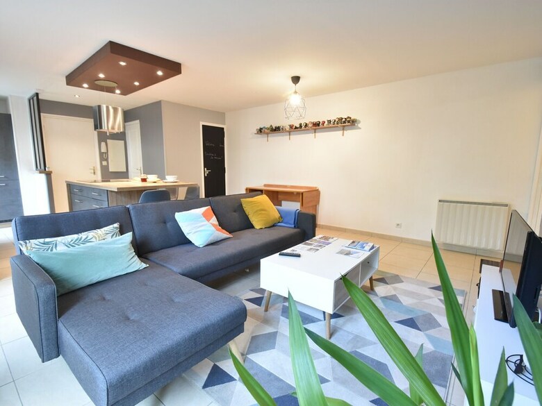 Modern Apartment In Bayeux Near Town Centre