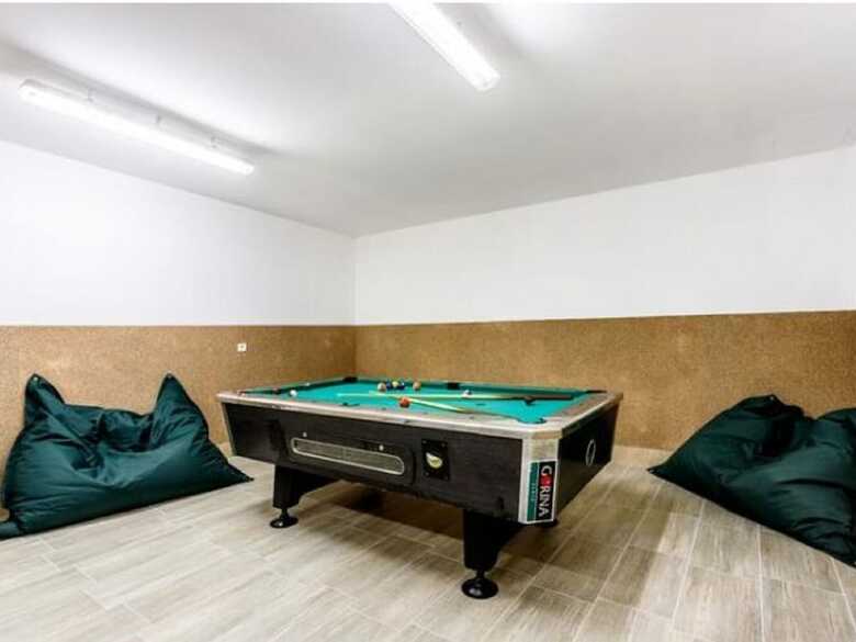 Capacious Holiday Home In Neori? With Heated Swimming Pool