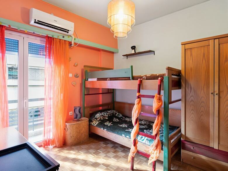 Tasteful Apartment In Athens With Air-conditioning