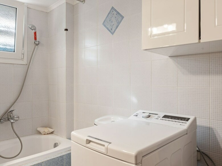 Tasteful Apartment In Athens With Air-conditioning