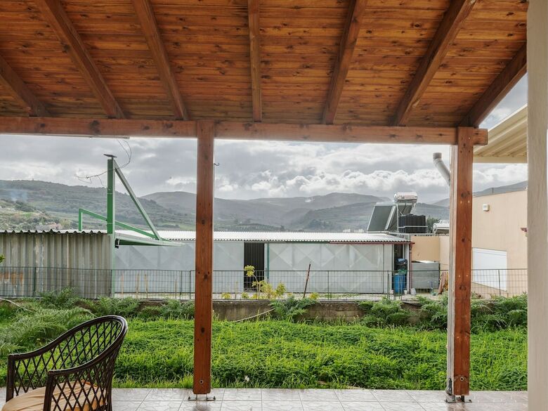 Welcoming Apartment In Venerato With Garden