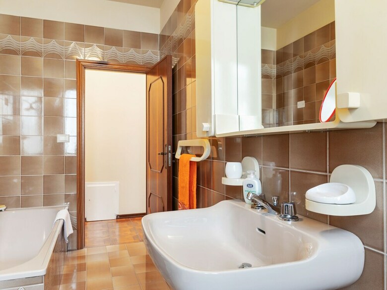 Spacious Apartment In Subbiano With Garden