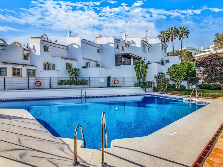Modern Holiday Home In Artola With Swimming Pool