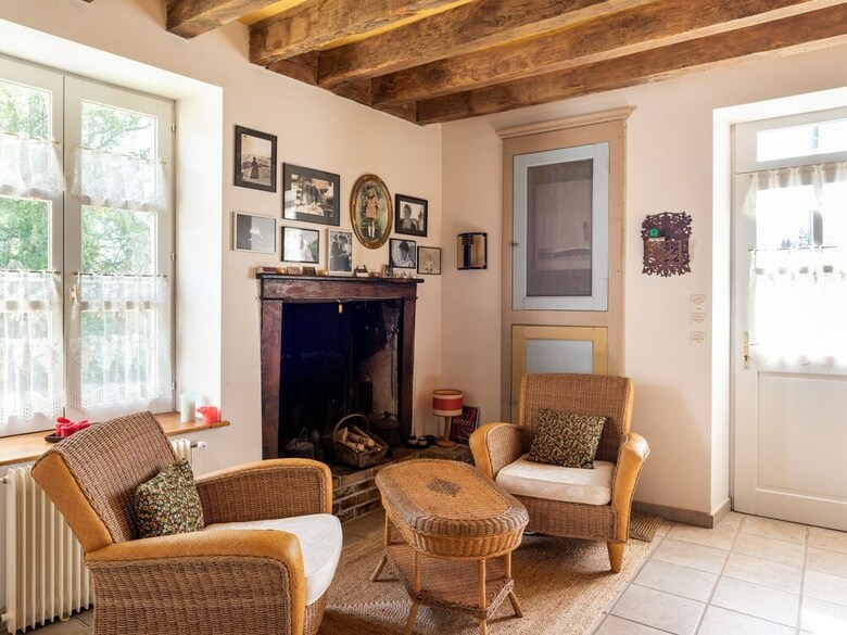Quaint Holiday Home In Morogues With Garden