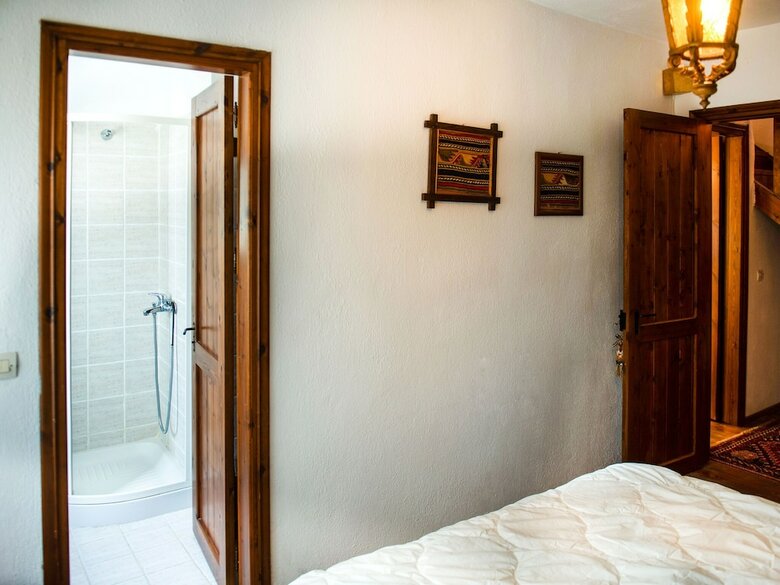 Enticing Holiday Home In Pella With Garden