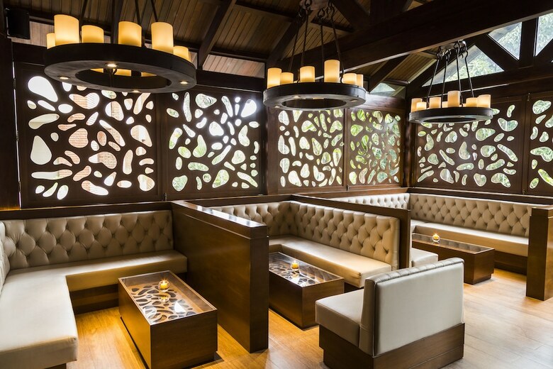 Camino Real Hotel