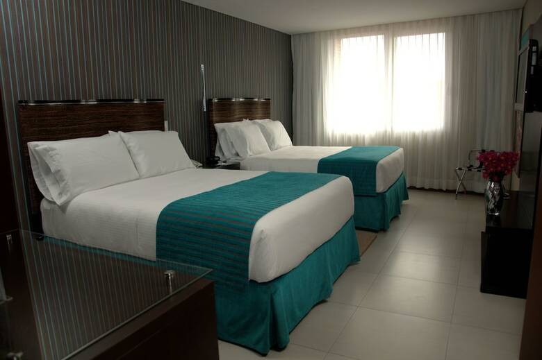 Camino Real Hotel