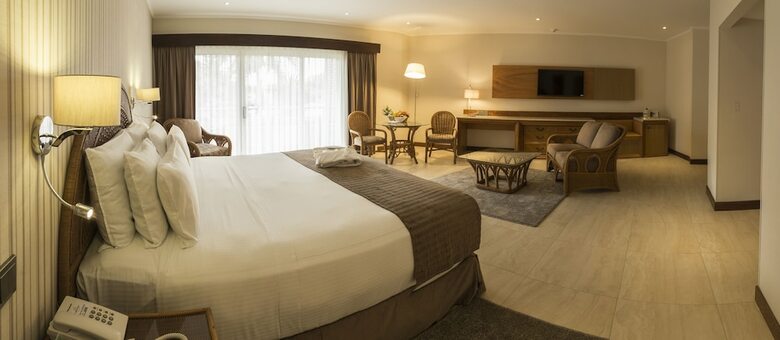 Camino Real Hotel