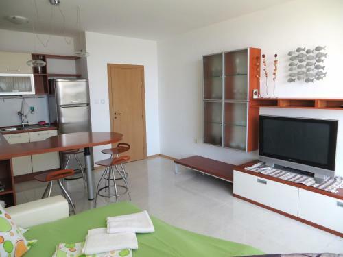 Holiday Apartment In Riviera Complex