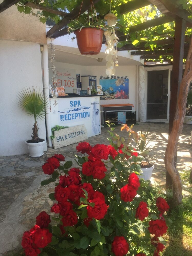 Helios Hotel