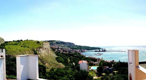 Hostal Guest Rooms Queen's View