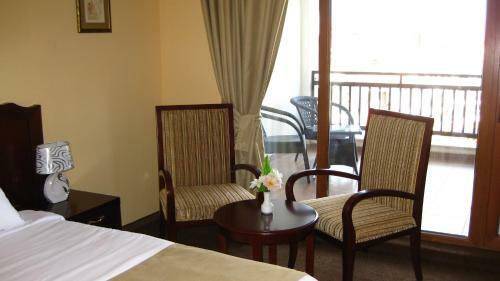 Vineyards Hotel