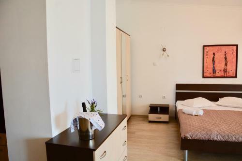 Rainbow Aparthotel