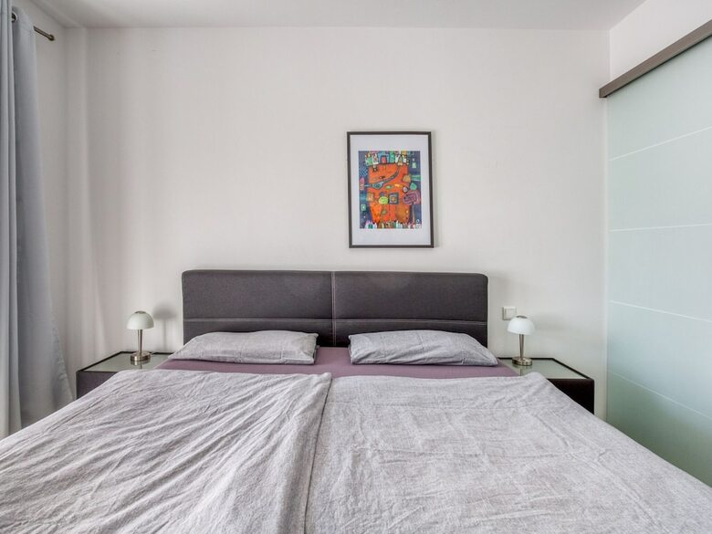 Apartamentos Chic Holiday Home In Varel With Balcony