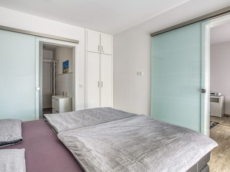 Apartamentos Chic Holiday Home In Varel With Balcony