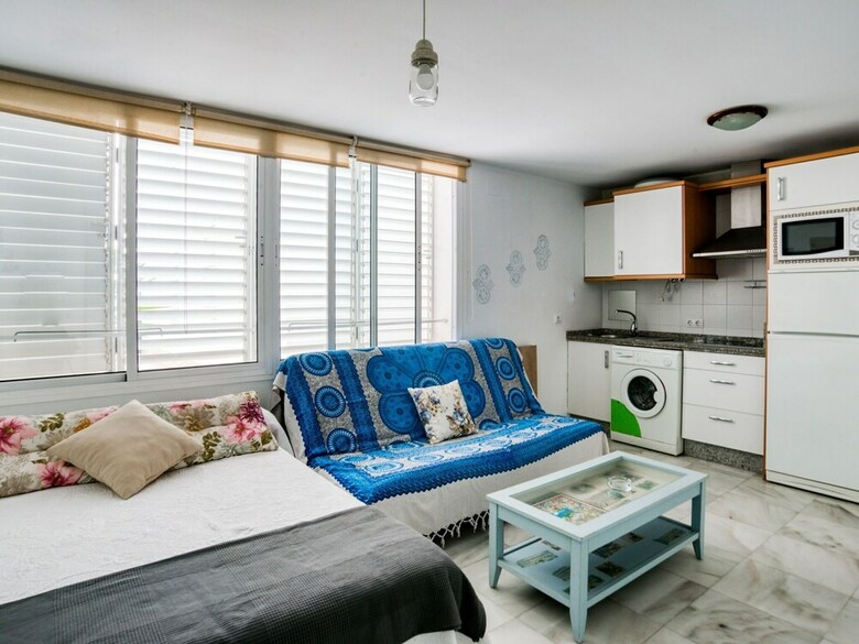 Simplistic Holiday Home In Cadiz Near The Beach