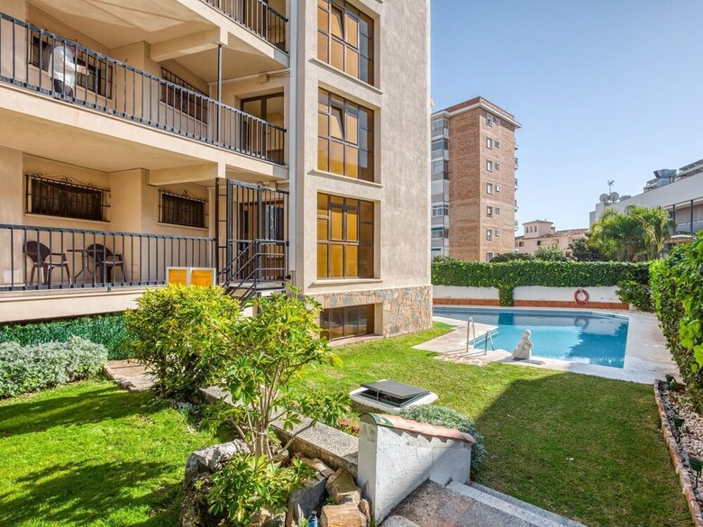 Modern Apartment In Torremolinos With Swimming Pool