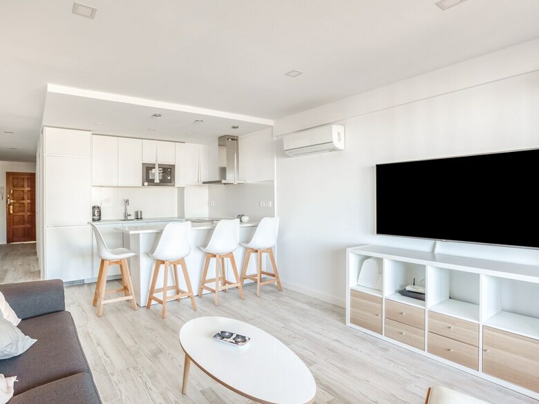 Modern Apartment In Torremolinos With Swimming Pool