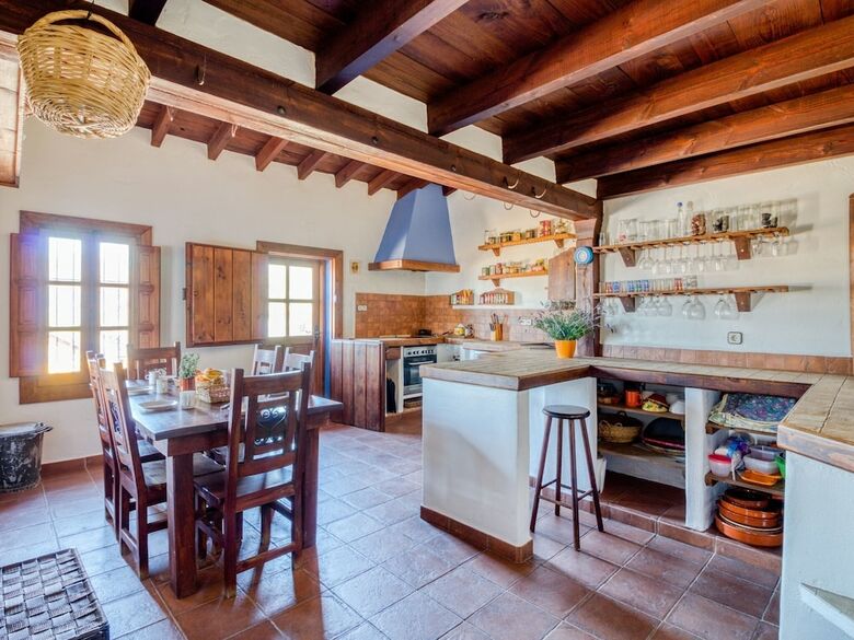Pretty Cottage In Alcauc�n With Private Swimming Pool