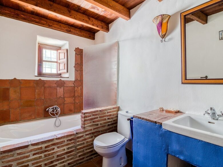 Pretty Cottage In Alcauc�n With Private Swimming Pool