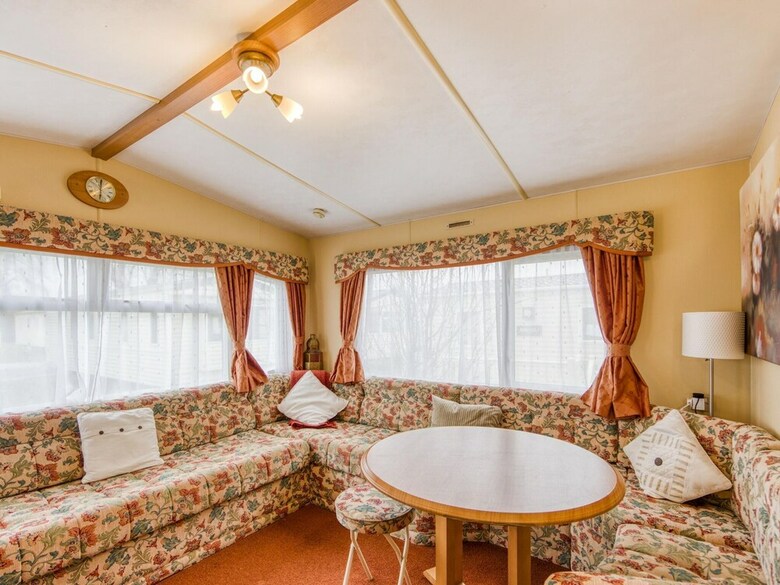 Alluring Home In Hastings Near Sea