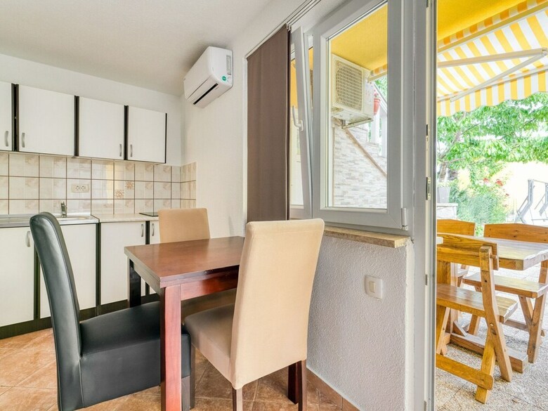 Secluded Holiday Home In Lovran With Garden