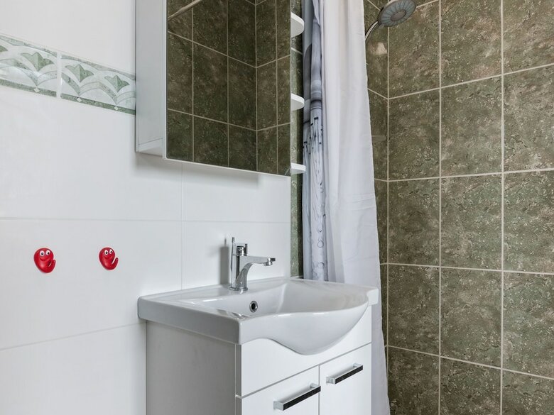 Lovely Apartment In Veprinac With Private Terrace