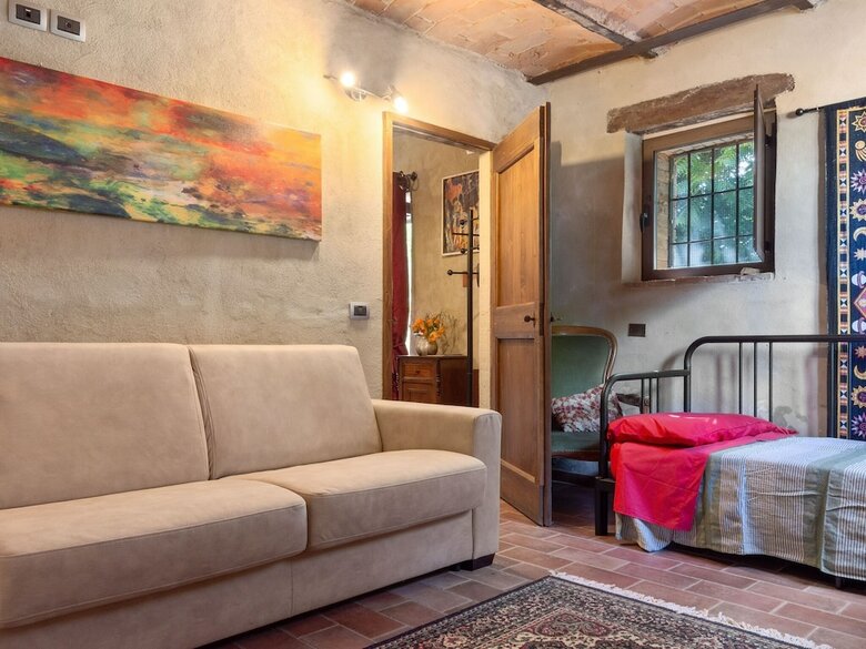 Secluded Holiday Home In Perugia With Swimming Pool