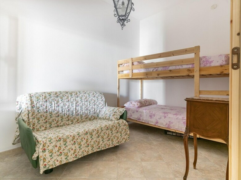Pleasant Apartment In Muraversa With Terrace