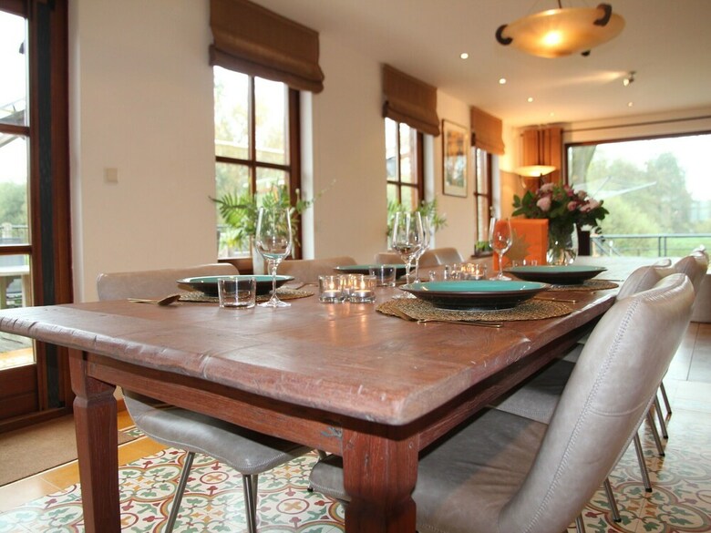 Lavish Holiday Home In Loosdrecht With Jacuzzi